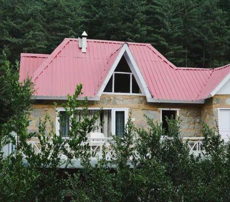 Holt-Loft gabled exterior